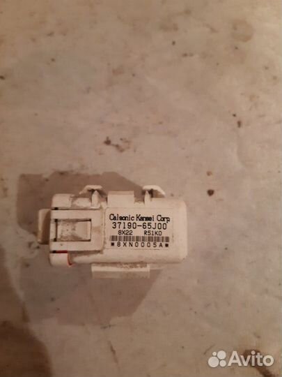 Блок управления центральным замком Suzuki Grand