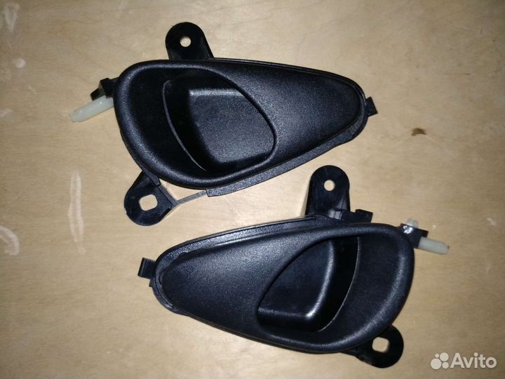 Новые ручки двери внутренние Chevrolet Niva