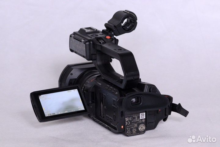 Panasonic HC X2000, видео камера