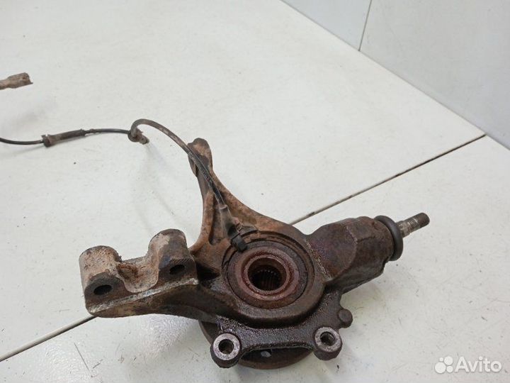 Кулак поворотный передний правый Citroen C4 1 1.6