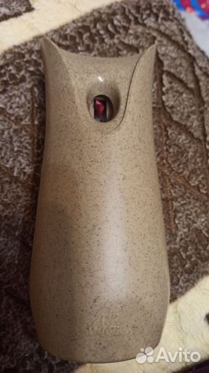 Диспенсер для освежителя воздуха