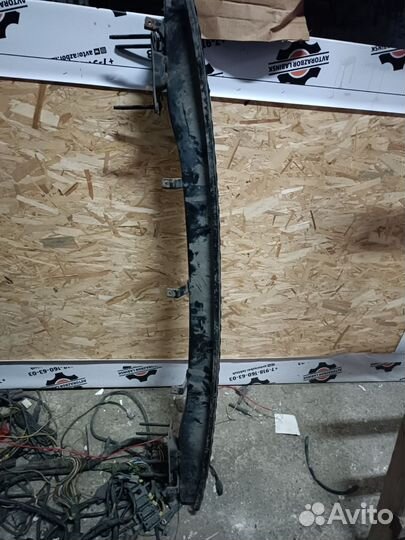 Усилитель заднего бампера Land Rover Range Rover 3