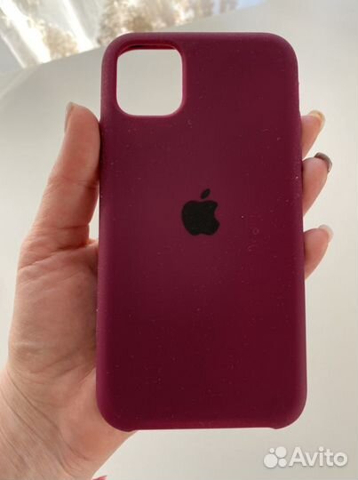 Чехол на iPhone 11