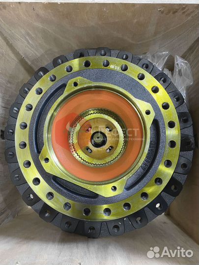 Бортовой редуктор Hitachi ZX670LC-5B 9202175