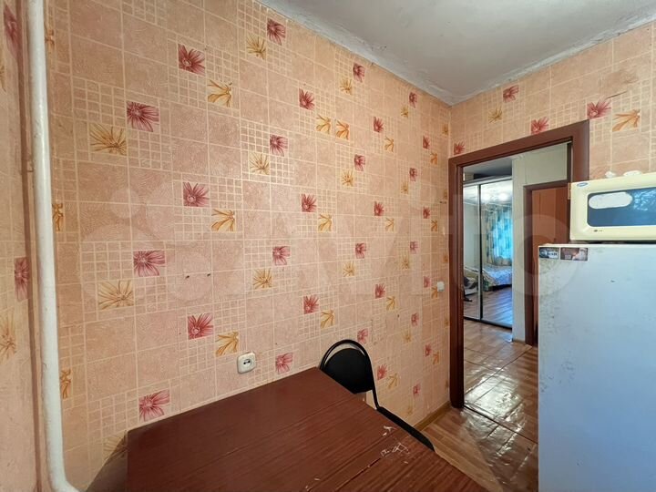 Доля в 2-к. квартире, 44,1 м², 1/5 эт.