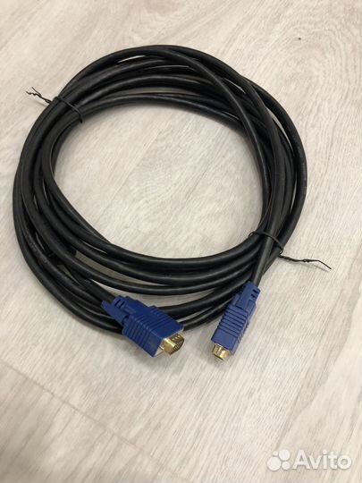 Кабель для компьютера VGA (5 метров)