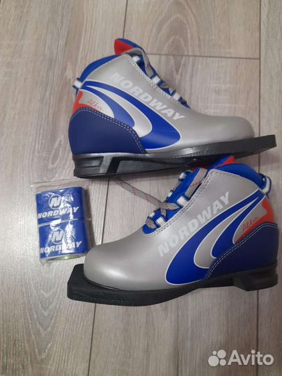 Лыжные ботинки детские 31размер