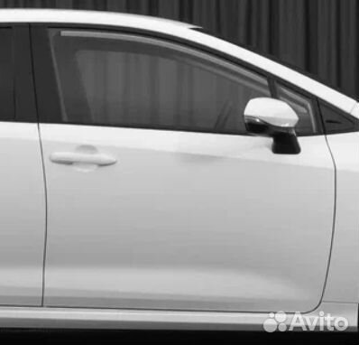 Передняя дверь правая Toyota Corolla