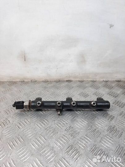 Топливная рампа Hyundai Terracan 2.9 J3 2006