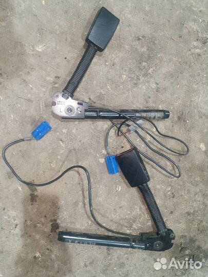 Шторка левая Мазда 3 BL