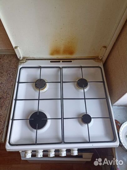 Газовая плита Electrolux с грилем