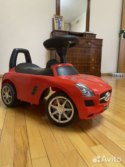 Машина каталка mercedes