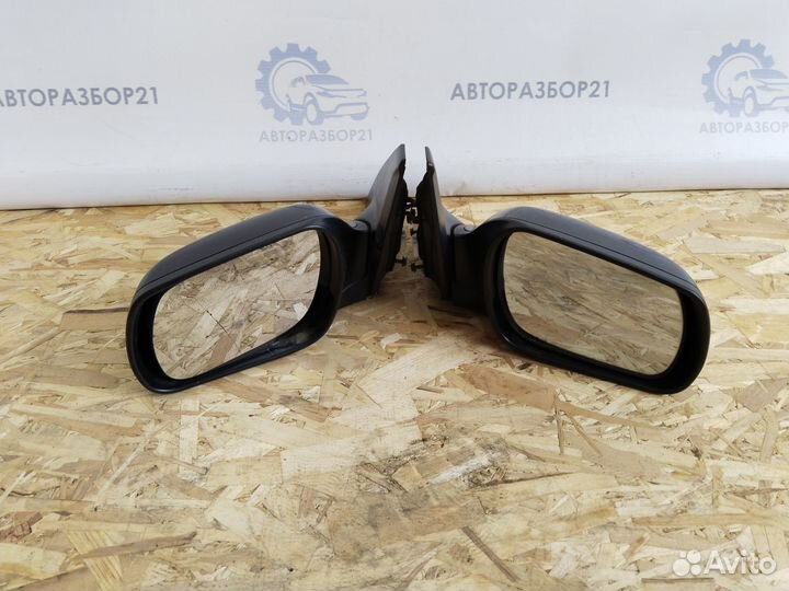 Зеркало переднее левое и правое Mazda3 BK