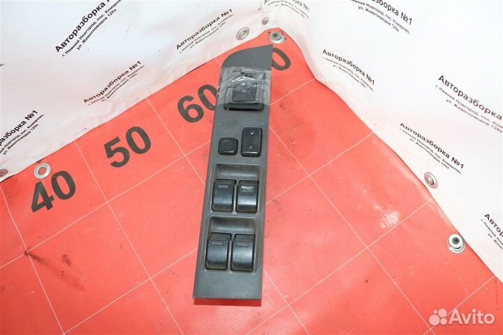 Блок управления стеклоподъемниками Toyota Hilux