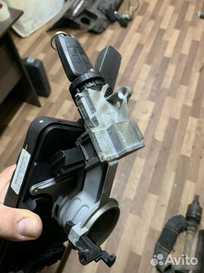 Замок зажигания Opel Astra H