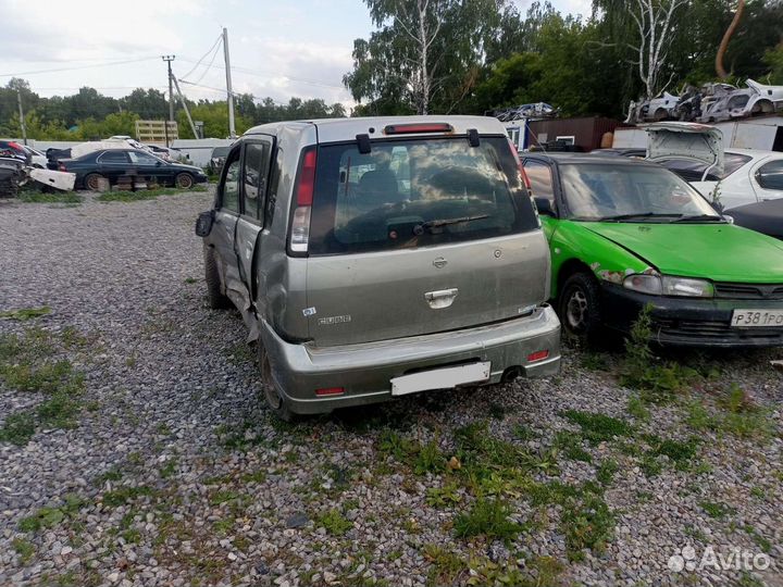 Nissan cube в разборе, 1.3 двиг., АКПП