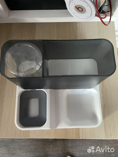 Кормушка для животных