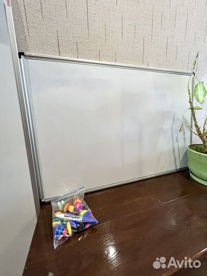 Магнитно маркерная доска