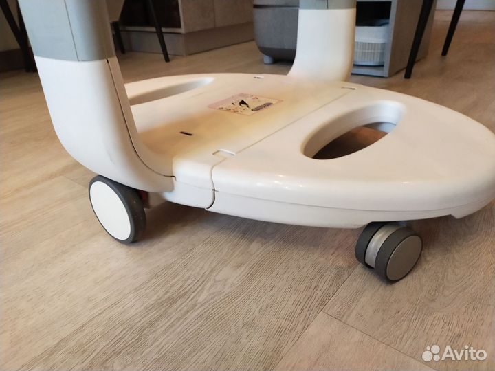 Стульчик для кормления Peg-Perego