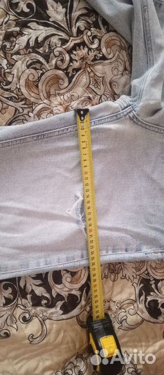 Джинсы женские рваные