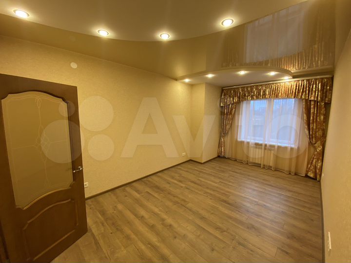 2-к. квартира, 52,5 м², 2/9 эт.