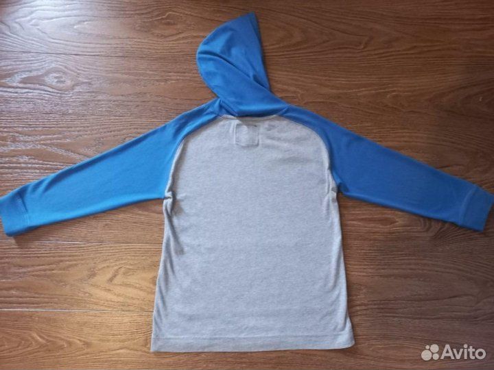 Кофта на мальчика 6-8 лет