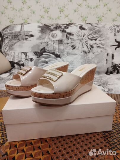 Босоножки женские 38 размер
