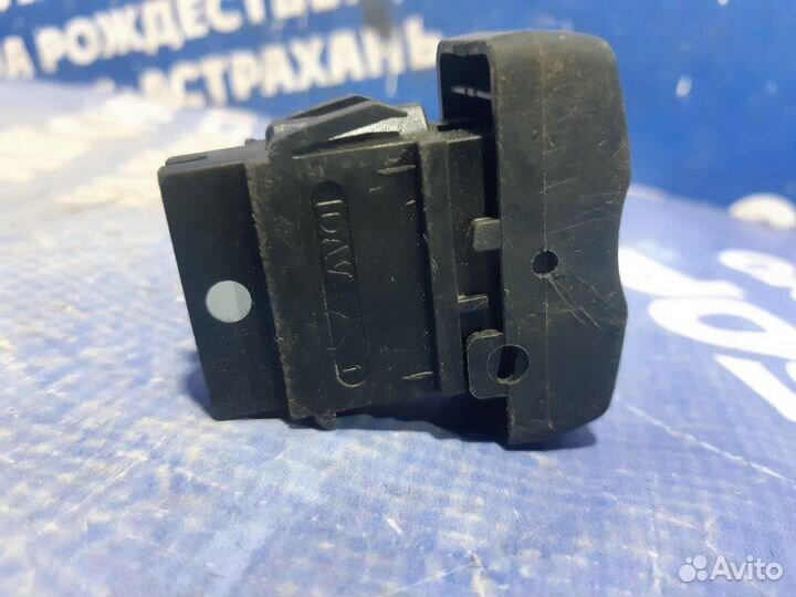 Кнопка обогрева заднего стекла Renault Logan 1