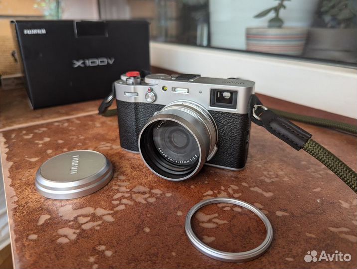 Fujifilm X100V Silver