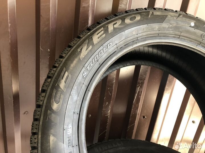 Pirelli Ice Zero 225/55 R18 102T