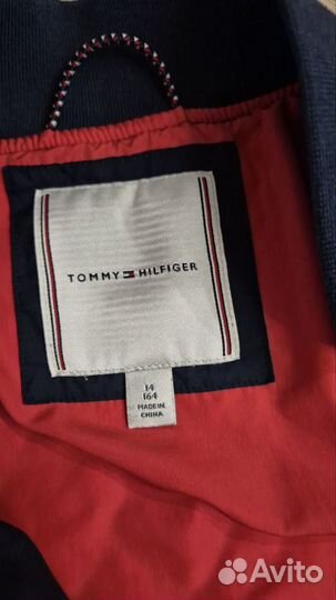 Весенняя куртка бомбер tommy hilfiger