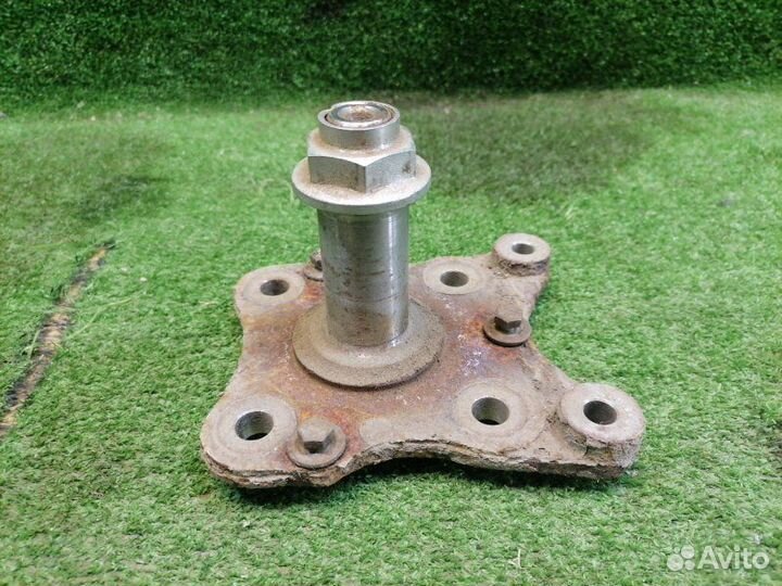 Ступица задняя левая Honda Civic 5D