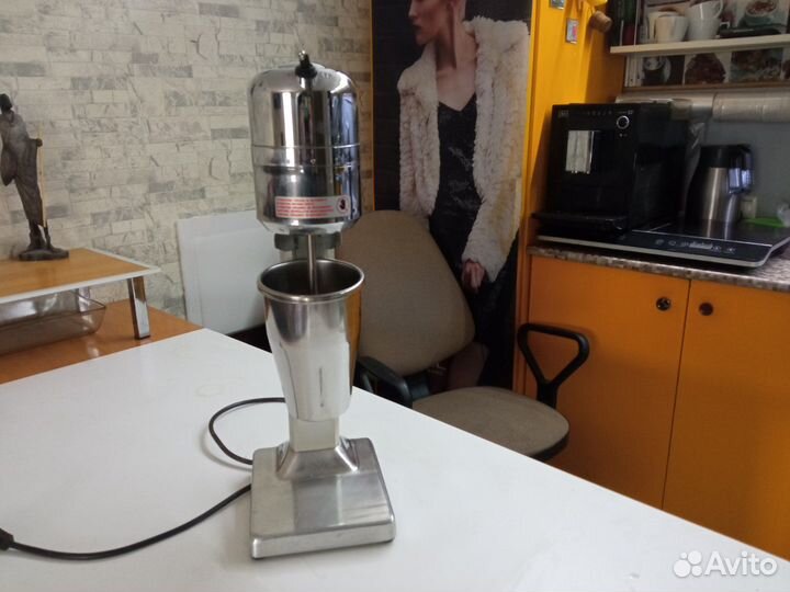 Миксер для молочных коктейлей Vema FL 2005/L