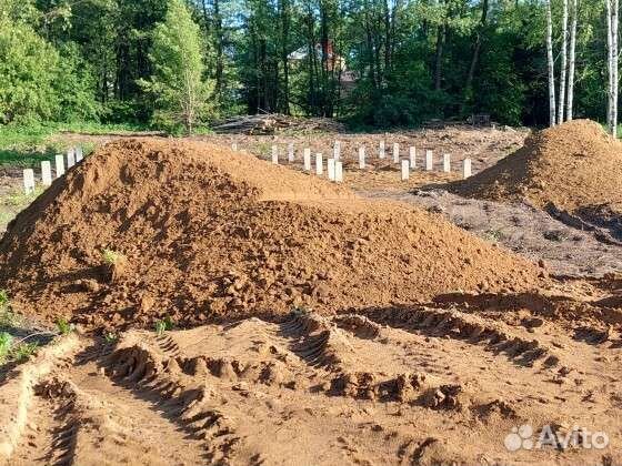 Песок для поднятия участка