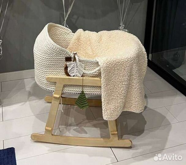 Люлька-кроватка, колыбель