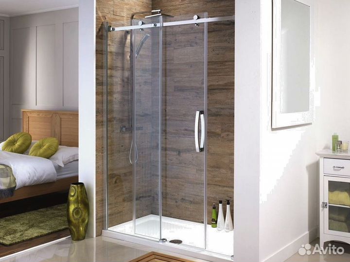 Стеклянные душевые перегородки