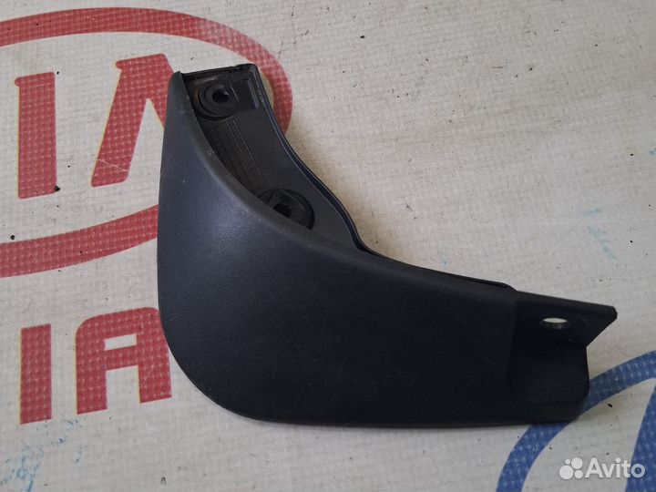 Задний левый брызговик Kia Picanto 2 TA