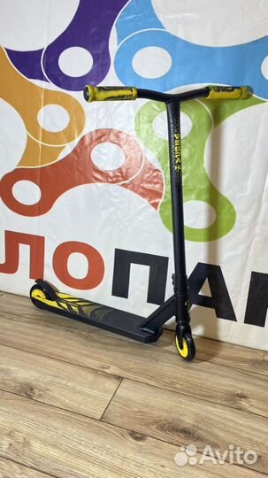 Самокат трюковой