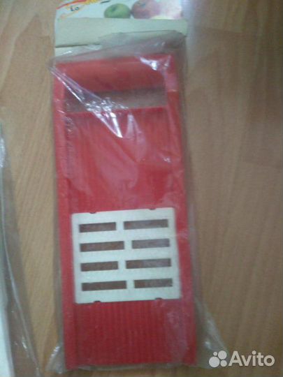 Терка для овощей и фруктов.Набор крючков самоклеющ