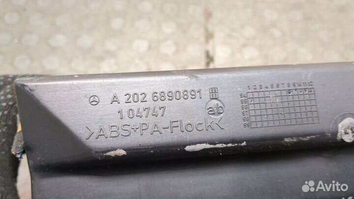 Бардачок Mercedes C W202