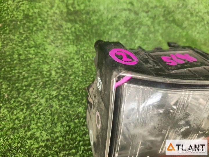 Вставка багажника задняя правая toyota prius