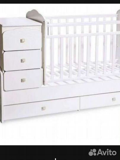 Детская кроватка