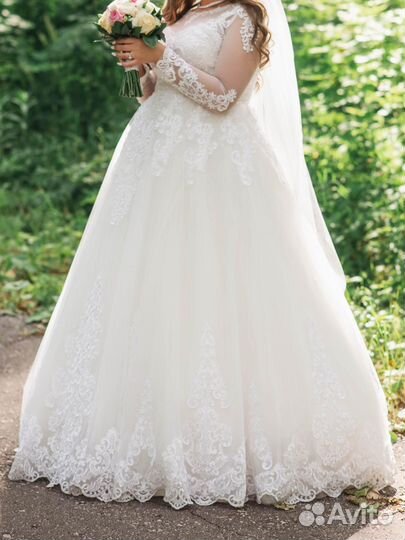 Свадебное платье