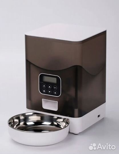 Автоматическая кормушка для животных