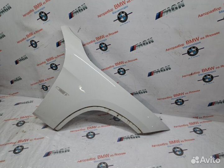 Крыло переднее правое Bmw X1 E84 N46B20 2011
