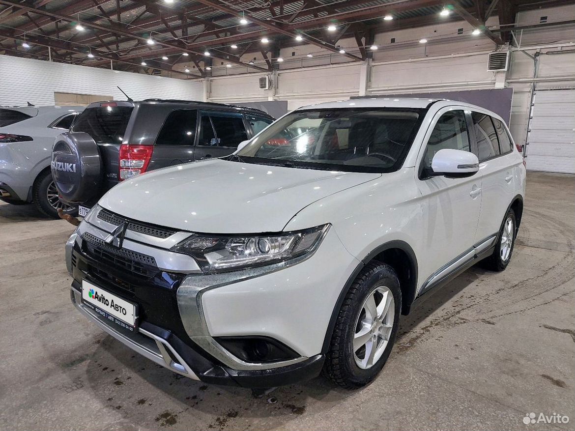 Mitsubishi Outlander 2.0 CVT, 2019, 163 922 км