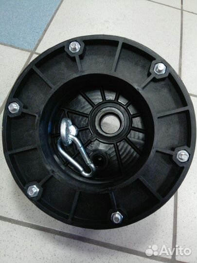 Оголовок скважинный