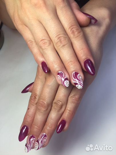 Маникюр и педикюр