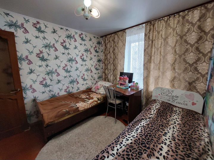 3-к. квартира, 60 м², 3/5 эт.