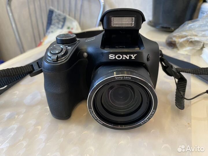 Компактный фотоаппарат sony